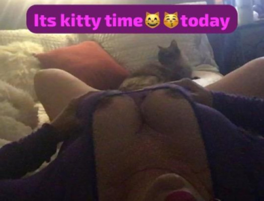 Big Booty 🍑sexy milf 🤗💕sexy times🤗 vary, classy. . ,sexy milf💕 🤗💕 Today