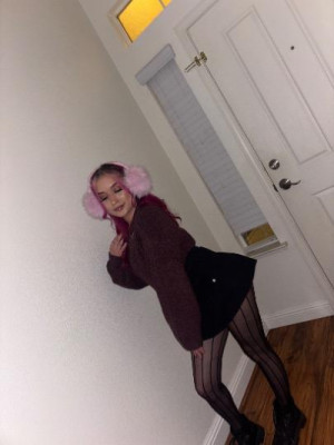 New In Town ⭐ Fun Size Gal😘 Bubbly Personailty🥰