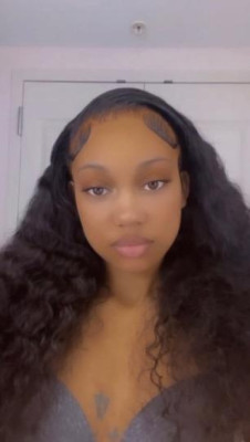 Sexy Luxurious Playmate Available