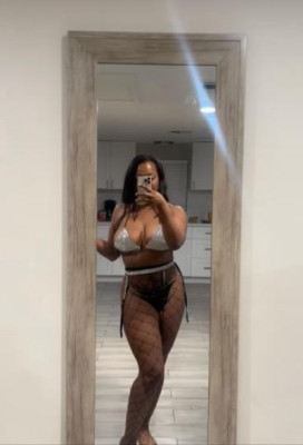 60qv 100hhr NEW CLIENT SPECIAL with A SEXY THICK CHICK 🌹 🍆💦