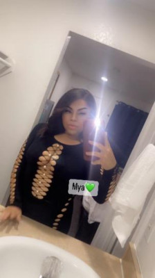 🎄❄ Come Unwrap 🎁 Me Tonight💦💋