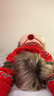 🎅 Santa's Favorite HO this year is....MIMI!!!! 🎅