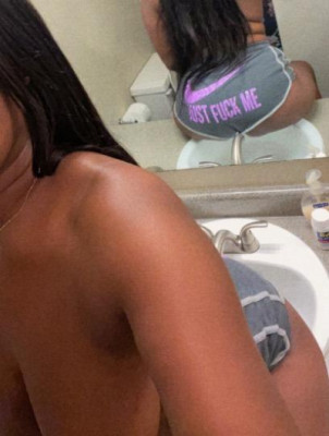 💦FREAKY UPSCALE BEAUTY 😍Creamy 🔥Naughty💦 Wet 😋 Lets Play ☔