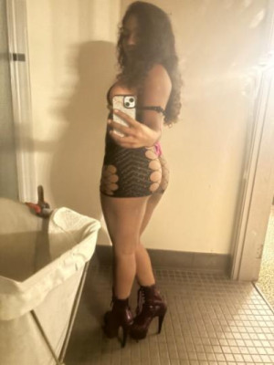 sexy exotic curvy melody🍑💋 120QV SPECIALS TONIGHT ONLY 🌟