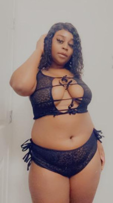 Bombshell Ebony 🍫🍫Ready to satisfy your taste 🥂Lets have a good time 💃🏾✨ 100% Real 💕
