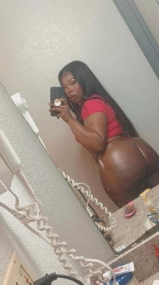 THICK🍑 CHOCOLATE 🍫 and WETTT 🍑💦