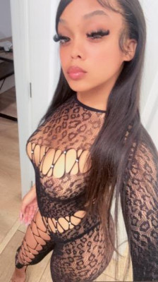 Tight & Petite baddie ready to play 🫦⭐incall available ⭐