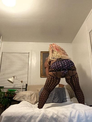 ⚠⚠CAUTION BOMB HEAD BEST IN TOWN💦💦WET PUSSY JUST FOR YOU DADDY⚠⚠OUTCALLS/CAR DATE