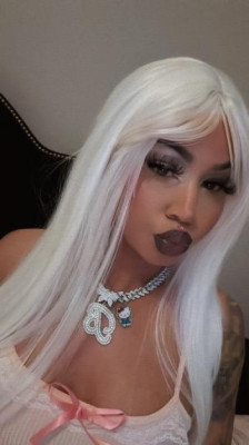 💎real life anime chic💎