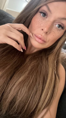 I&rsquo;m Available for meet up and can show now..Telegram @sophie_0054