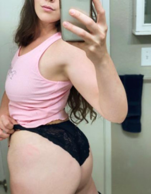 OUTCALLS AVAILABLE ALL DAY AND NIGHT