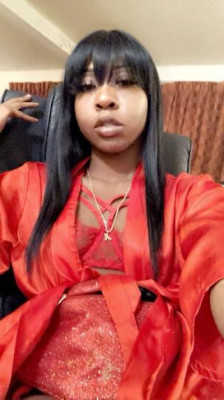 Hey Hey Hey its yours favorite Bitch to fuck