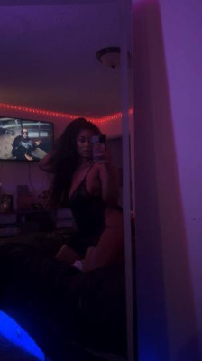 the pussy fairy 🧚🏽♀🍒💦