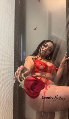 🦋 Your sloppy 👅👑Princess is waiting! ( 200 to start if you want my attention )