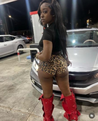 im available baby 😘😘