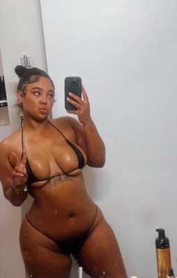 VISITING YOUR CITY, COME INDULGE IN ME WHILE YOU CAN 💦👅