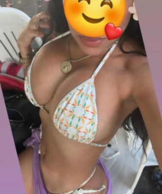 Latina caliente