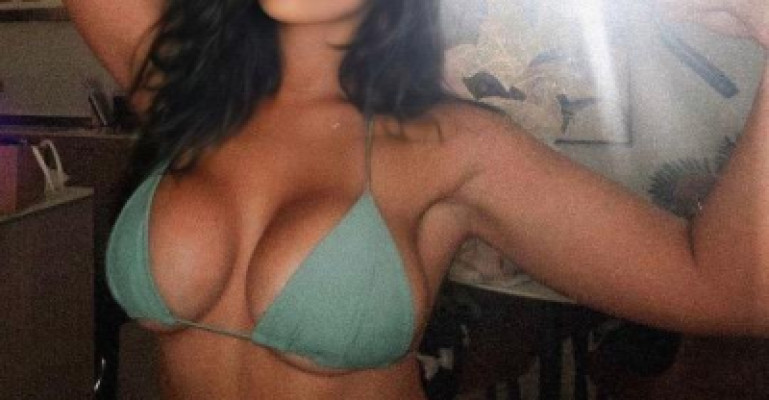 VISITING THIS WEEK ONLY 💋