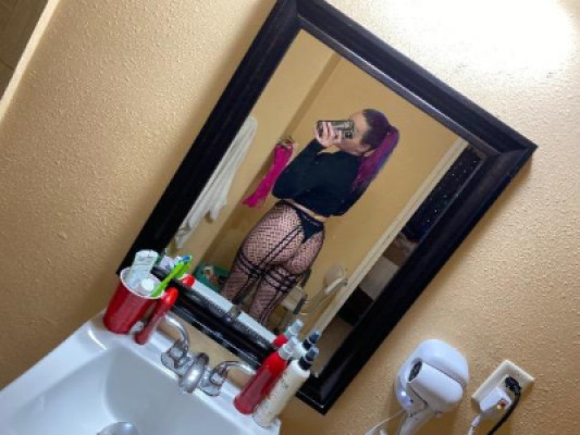 Hey Daddy💋💋 hit me up🤓feelin extra freaky rite now 🙃