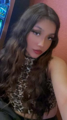 SEXY SHORT BIG BOOTY LATINA 💗