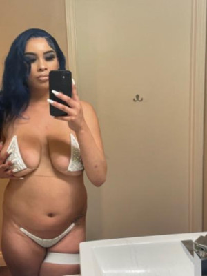 New To The Area 😍