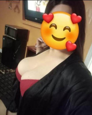 tetona caliente .🔥🔥🔥🔥♨♨♨por pocos das