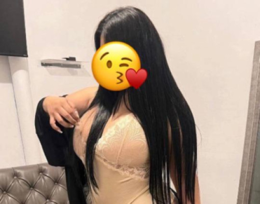 Available 24/7 Do you want to meet us Let me know. I'm a young girl, honey