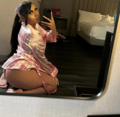 Peaches Who Creams 🍑💦