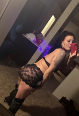 👅SEXY LIL FREAK FROM TEXAS IM ONLY HERE 3 DAYS !!**Nikki baby