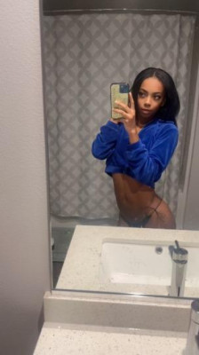 Chocolate and Petite 🍫😍