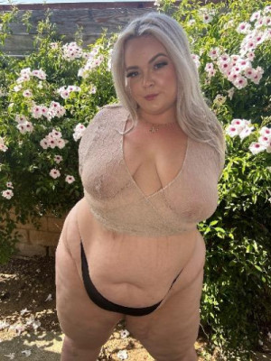 POMONA INCALLS/OUTCALLS 💦CUM HAVE FUN WITH SUNSHINE ☀THE BBW SNOW BUNNY🐇🍑