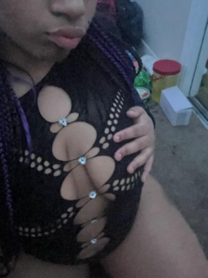 Let me satisfy you bby😋