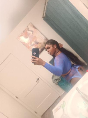 BIG BOOTY KAYLA 😋