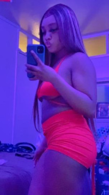 💕👣NEW IN TOWN CUM FOR A PETITE TREAT⭐