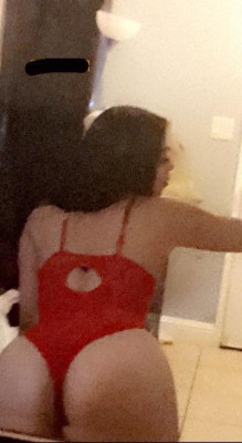 21 YEAR OLD WET TIGHT PUSSY