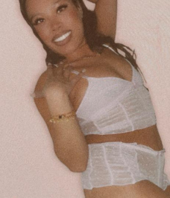 Pretty Curvy & Petite Asian