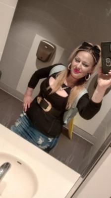 💋 Hey boys today it's double the trouble double the fun and double it's your Nikki luv , ur favorite blondies one day and one day only superspecials for incall and outcalls all night and all day 💕24/7💋