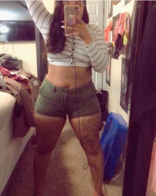 Light Skin Freak Visiting Ready To Get XRated !!️