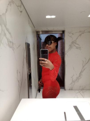 you come to me only cardates or hourly only sorry in advance