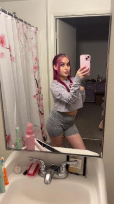 Fun Size Girl🩷 Bubbly Persona🥰 New In Town⭐