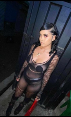 Hello 👋🤗 am babychristal 💋 only call me or text me I'm available...