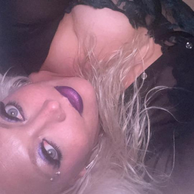 Sacramento's Ultimate🥇 Cock Worship Queen👸 🍑 Thicker.... 😇Better.... 🌊Wetter......