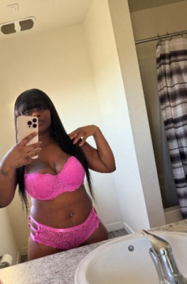 pretty thick natural chocolate NO BBBJ AT ALL .
