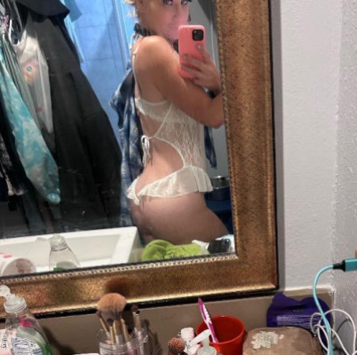 Qv for $100 and BBBJ is included or 2 pops for $120. Incall only in hemet