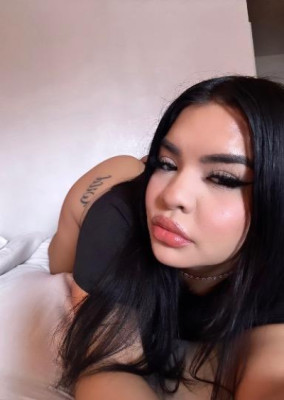 💦CURVY BABE😍GREEK FREAK🙈BUBBLY BRUNETTE 👩🏻🥰INCALL/OUTCALL🚘
