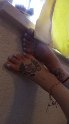 EXOTIC BOMBSHELL AVAILABLE NOW! CUM AND LET ME SIT ON YOUR FACE! FETISH FRIENDLY!! ILL DO WHAT SHE WON'T!! CONTENT AVAILABLE COUPLES WELCOME