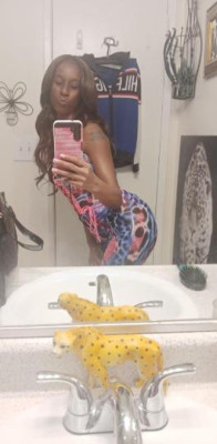 Sexy carmel skin collected coco
