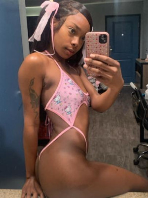All 3 holes Available🍑..Chocolate, Fun Size Barbie!🍭 Avαiℓαbℓe ⓝⓞⓦ🍭 Caℓℓ Mє🍬💕