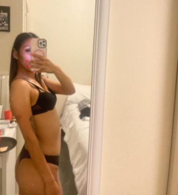 Sexy petite latina😈😻