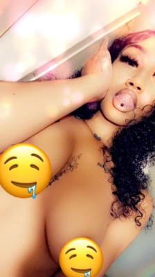 NEW ADDICTION 🥰 PETITE Playmate 🎀 Ready to Play 👅💦 EXCEPTIONAL service 💫🤤 Let me be your FANTASY😍 CARDATE/OUTCALLS/INCALLS 📲I see: Men only